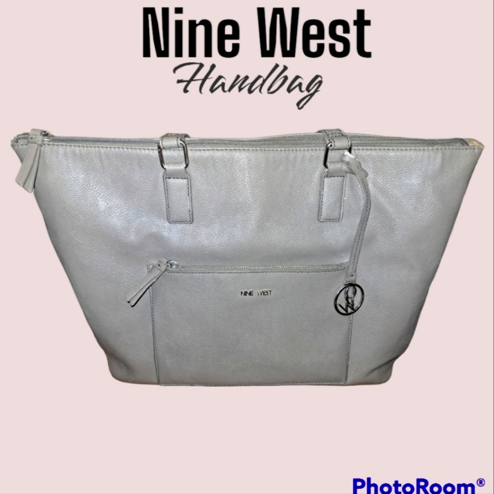 3/$10👽NINE WEST HANDBAG